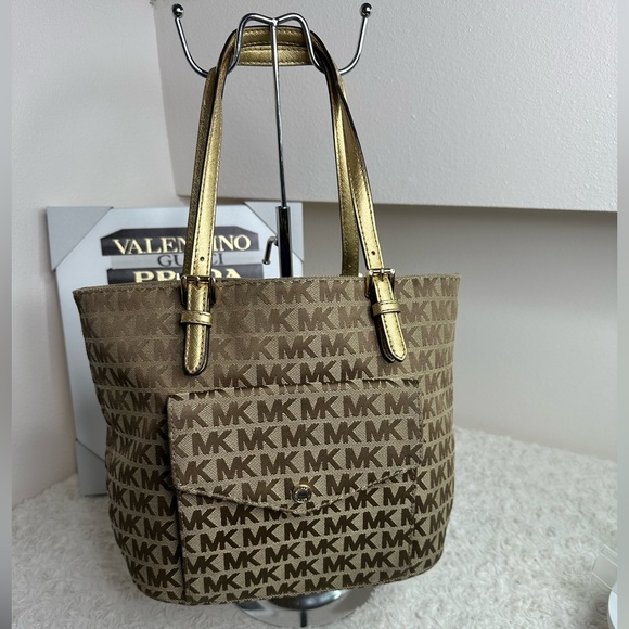 Michael Kors Jet set Signature Pocket MF Tote Brown Khaki Jacquard Leather - Picture 3 of 9